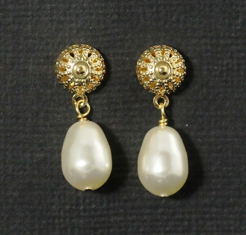 Gold Pearl Bridesmaid Earrings, Filigree Post Earrings, Pearl Teardrop Wedding Earrings, Pearl Drop Earrings SAVANNAH image 1