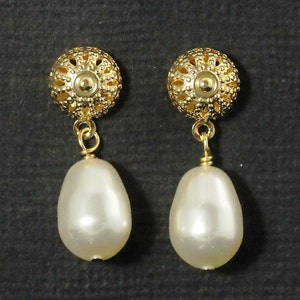 Gold Pearl Bridesmaid Earrings, Filigree Post Earrings, Pearl Teardrop Wedding Earrings, Pearl Drop Earrings SAVANNAH image 3