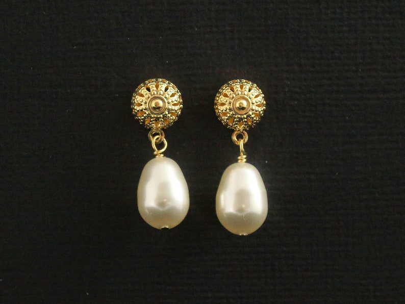 Gold Pearl Bridesmaid Earrings, Filigree Post Earrings, Pearl Teardrop Wedding Earrings, Pearl Drop Earrings SAVANNAH image 4