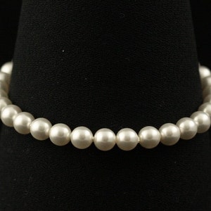 Classic Pearl Bracelet, Wedding Jewelry, White Ivory Pearl, Single Strand Bridal Bracelet EMMARIE image 1