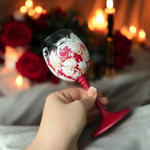 Floral Hand Painted Glass Set, Personalized  Wine Glasses, Wedding Toasting Goblets, Custom Date Glassware, Unique Bridal Giftfkmn ntrcn
