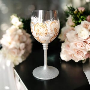 Elegant Hand Painted Wine Glass with Date Engraving, Personalized Goblet for Wedding or Anniversary, Custom Floral Glass for Bride or Groom