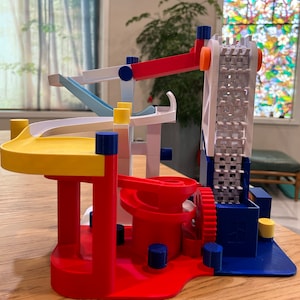 3D printed Marble Run - USB powered - easy to assemble