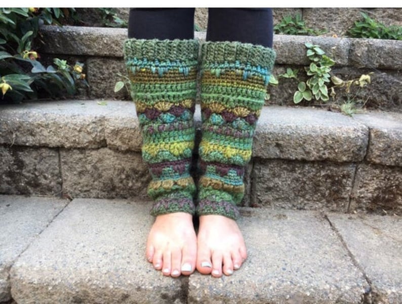 Crochet Boho Leg warmers pattern, intermediate pattern, PDF tutorial, diy leg warmers, bohemian style, striped leg warmers, written pattern, image 7