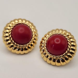 Vintage Red and Gold Pierced Earrings – Bold Cabochon Statement Earrings, 1980s Retro Rope Edge Jewelry, Classic Glam Earrings