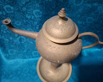 Antique Middle Eastern Brass Ewer with Lid – Hand Engraved Islamic Metalware – 19th Century Style – Decorative Pitcher