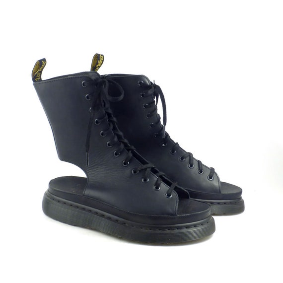 black doc martens size 6