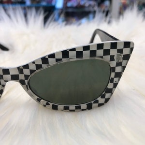 Checkerboard Sunglasses Vintage 1990s Nineties checkered Sunglasses Cat eye sunglasses image 4