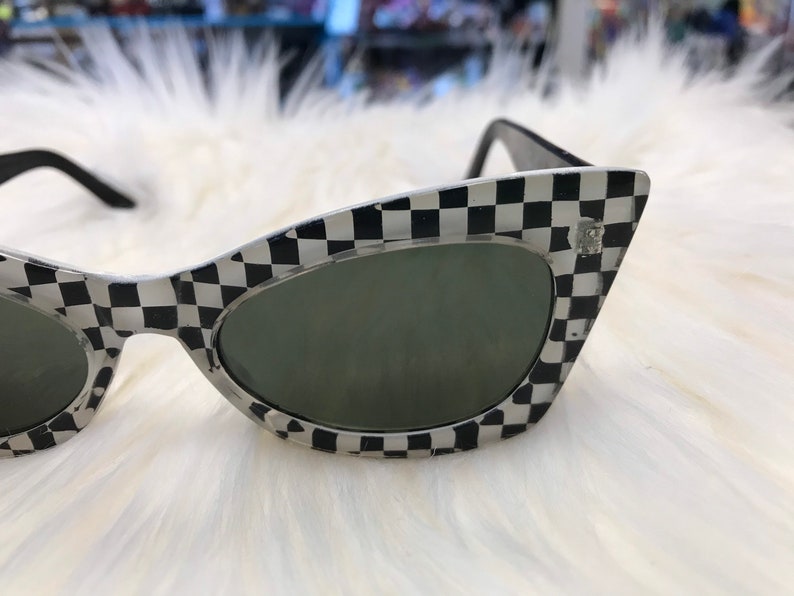 Checkerboard Sunglasses Vintage 1990s Nineties checkered Sunglasses Cat eye sunglasses image 4