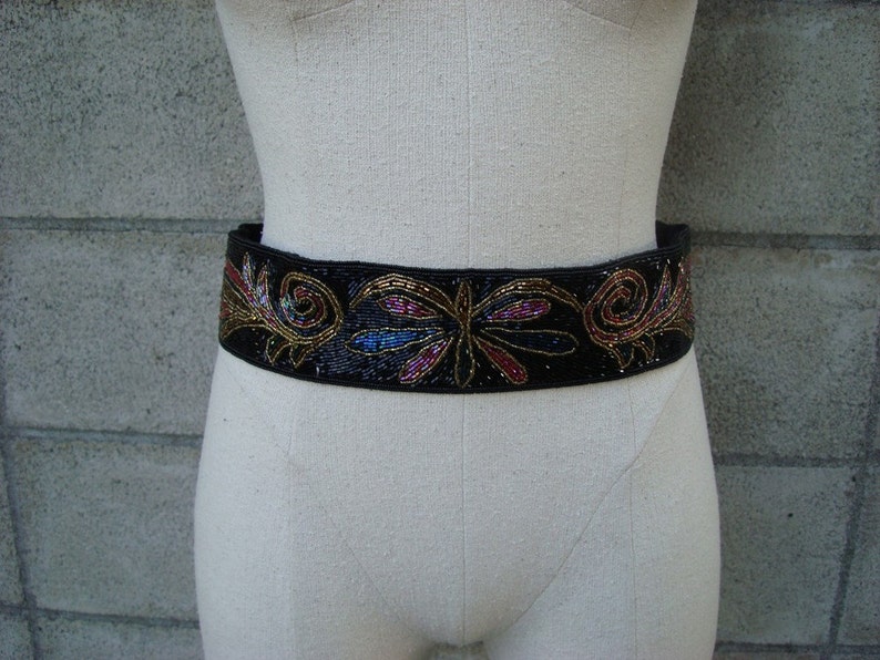 Vintage 1980s Beaded Cinch Belt