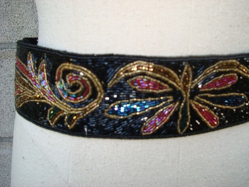Vintage 1980s Beaded Cinch Belt
