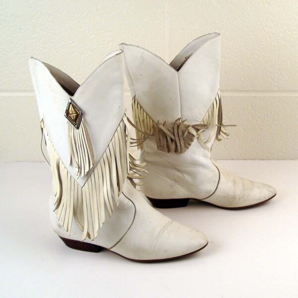 Vintage 1980s White Leather Mister Shoes Cowboy Fringe Boots 7 1/2