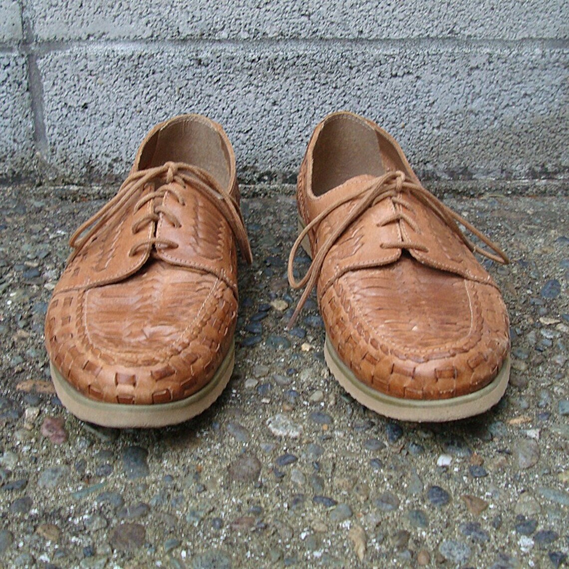 77 White Cherokee shoes 1980s for Women