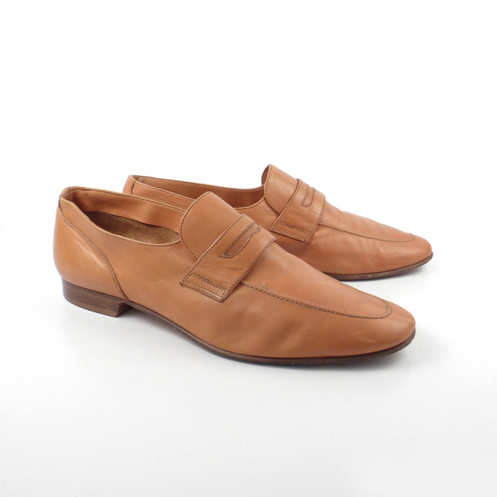 mochi tan loafers