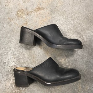 Black Mules Clogs Vintage 1990s Winklepicker Westies Leather Shoes Women's size 6 1/2 image 2