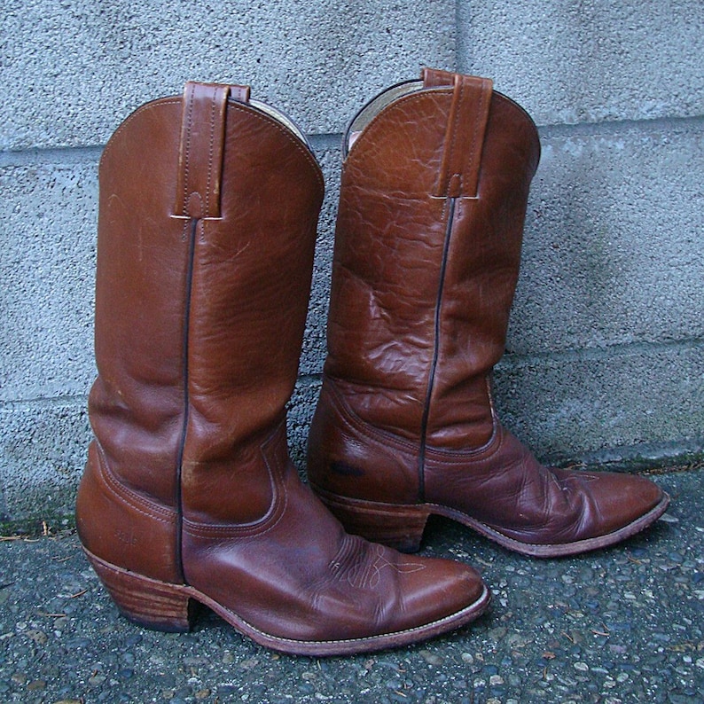 where to find cheap cowboy boots