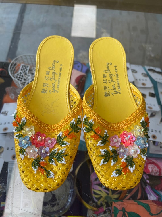 Fifties slippers Women's Shoes Beaded Vintage 195… - image 1