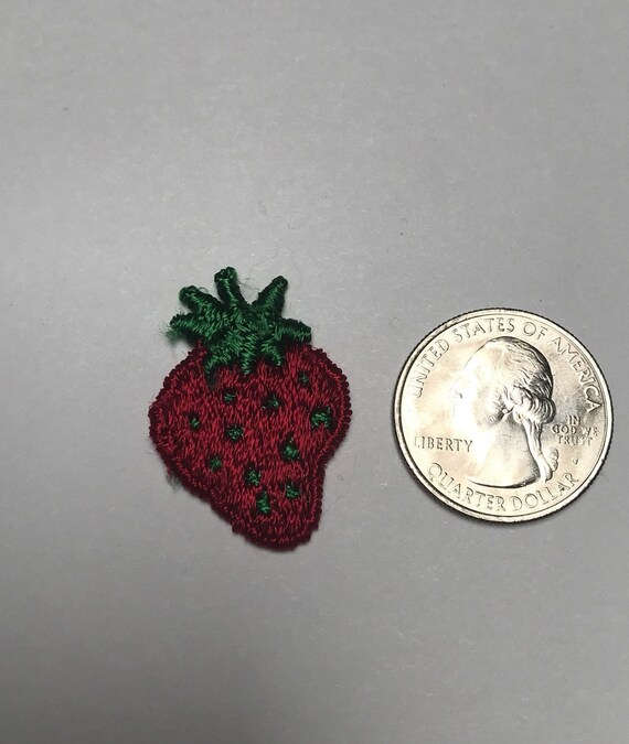 Strawberry Patch Embroidered Patch Vintage 1980s … - image 3