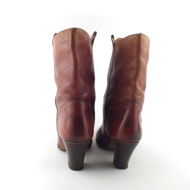 Cowboy Boots Vintage 1970s Distressed Stacked Heel Tan Whiskey Brown Women/'s size 7 12 B
