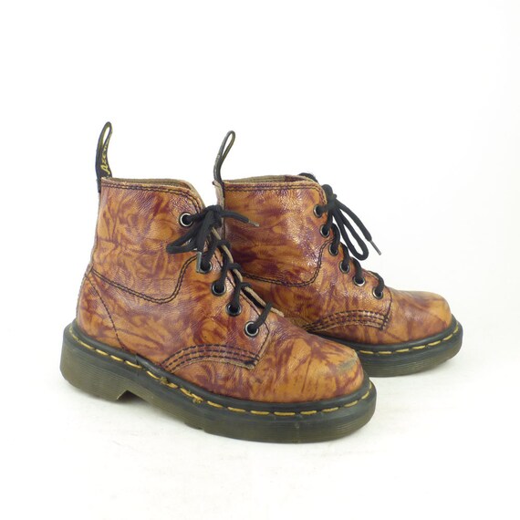 browns shoes dr martens