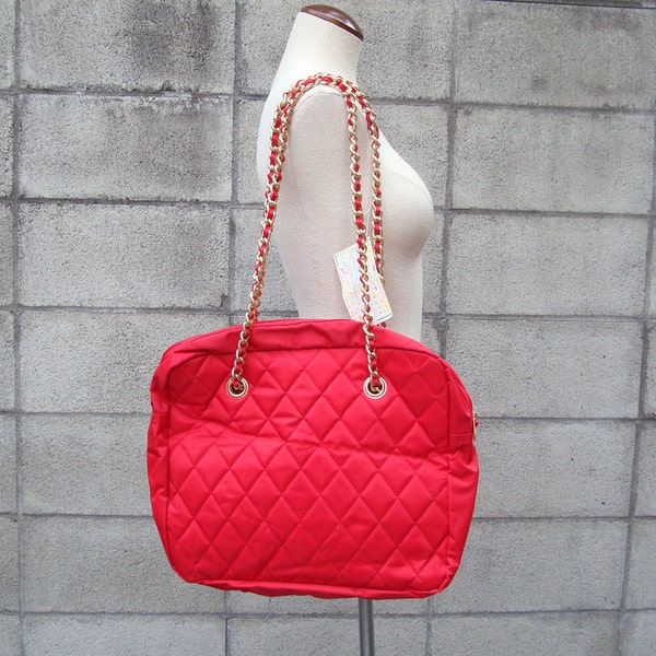 Capezio Tote Bag Vintage 1980s Red Nylon Quilted Chain Strap Purse