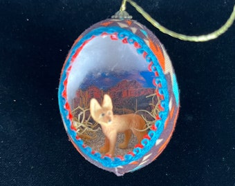 Coyote Real egg Ornament