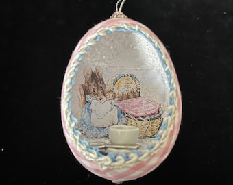 Beatrix Potter Mother Mouse with Baby Real Egg Ornament