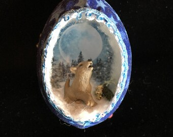 Howling Wolf/moose/owl/dragon/unicorn/fox/Buffalo  Real Egg Ornament