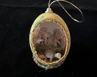 Frog and Toad Reading Real Egg Ornament