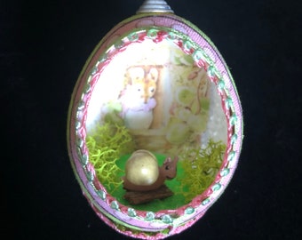 Beatrix Potter/Mother Mouse with snail  Real Egg Ornament