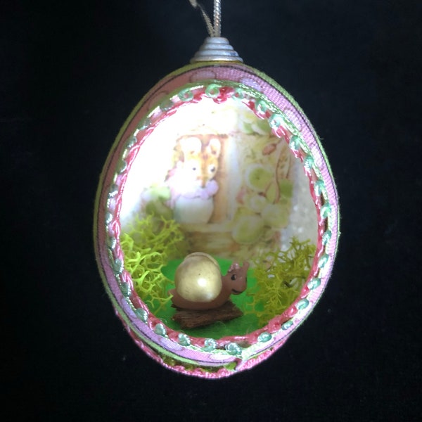 Beatrix Potter/Mother Mouse with snail  Real Egg Ornament