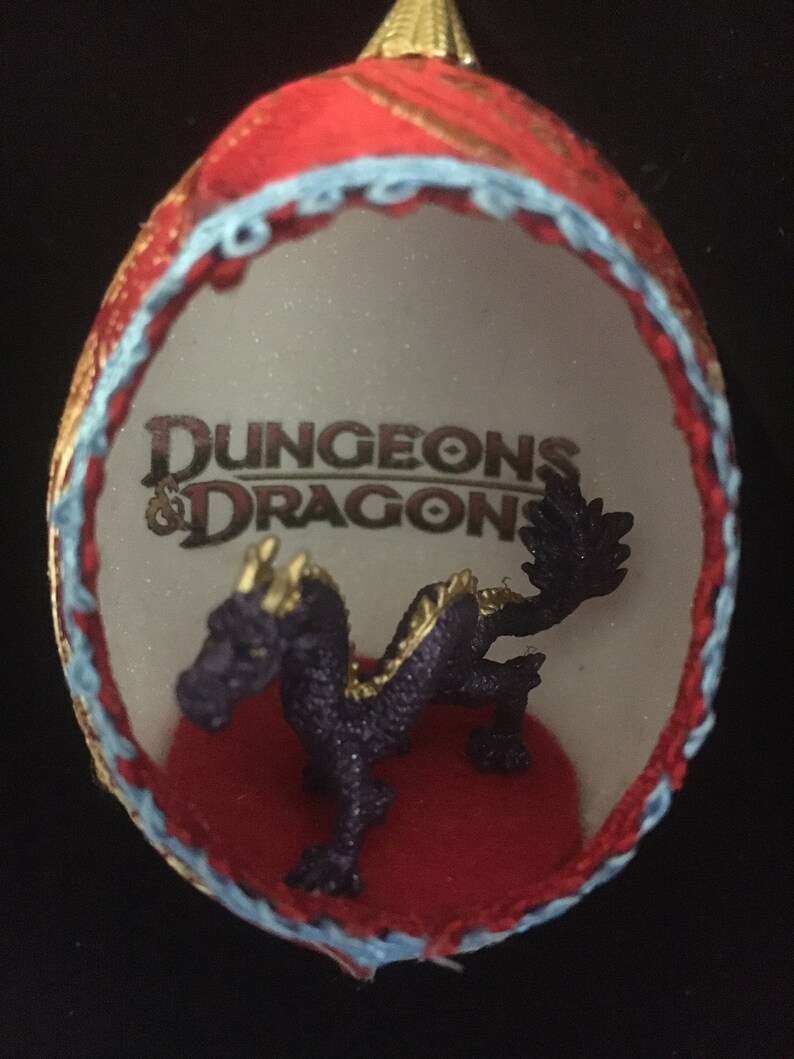 Dungeons and Dragons Real Egg Ornament | Etsy