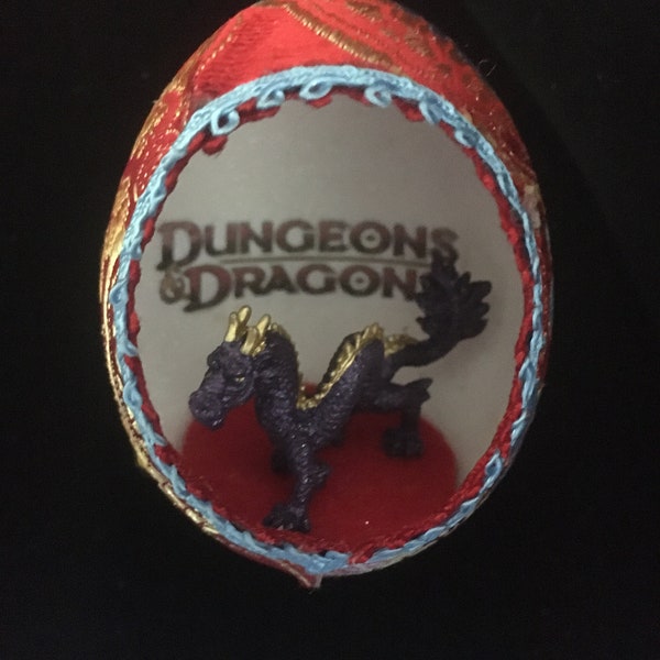 Dungeons and Dragons Real Egg Ornament