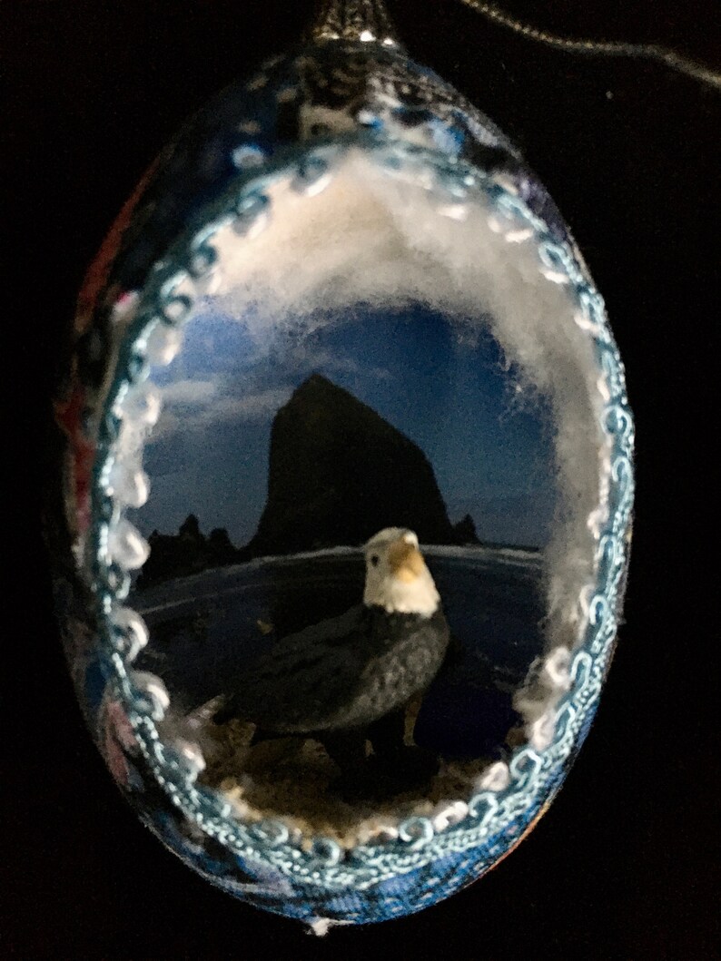 Real Egg Ornament Haystack Rock w/ Eagle/Lobster/owl/turtle/crab image 2