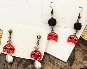 Final Fantasy XIV Emet-Selch/Hades Earrings | FFXIV Convocation of Fourteen Resin Red Mask Jewelry | Dark Aether Beads / Pearl Drop Options