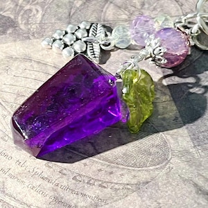 Squapes - FFXIV Square Grapes Keychain | Meme Fruit Jewelry | Final Fantasy XIV Inspired Gift