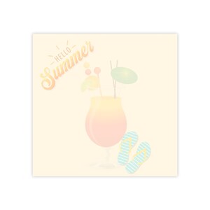 Può includere: Illustrazione di un cocktail estivo in un bicchiere con una sfumatura gialla e rosa. L'immagine include un paio di infradito a righe blu e bianche e il testo "Hello Summer" in corsivo.
