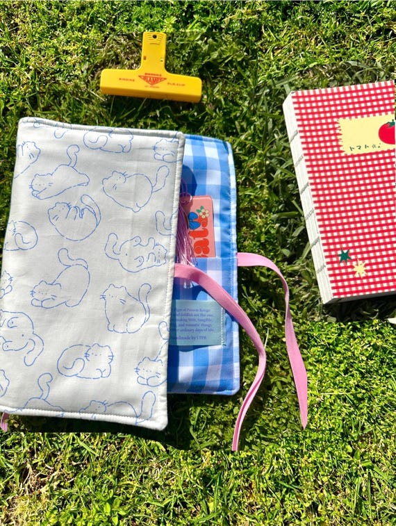 Playful Cats Padded Book Pouch: Handmade Kindle/Kobo/Small Book/Journal Bag with Ribbon
