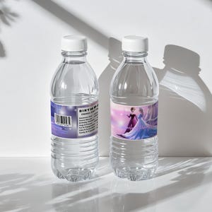 Kit per festa di compleanno a tema Frozen personalizzabile, con invito, cartello di benvenuto, striscione, decorazione per cupcake e cartellino per bomboniere. immagine 12