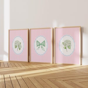 Set mit 3 rosa und grünen Hortensiendrucken, gestreifte südliche Blumenwandkunst, Cottagecore Preppy Grandmillenial Wohnheim Dekor, digitaler Download