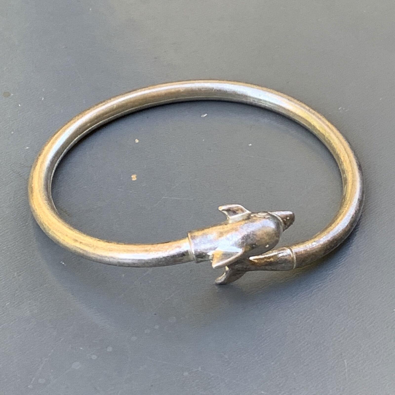 Bracelet Jonc Vintage En Argent Massif Sterling - Motif Dauphins - Bon état