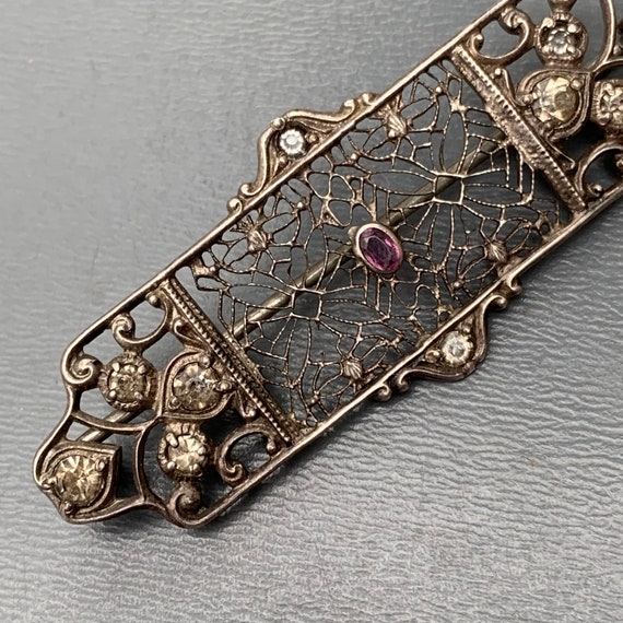 Vintage Art Deco silver filigree , paste Bar Pin