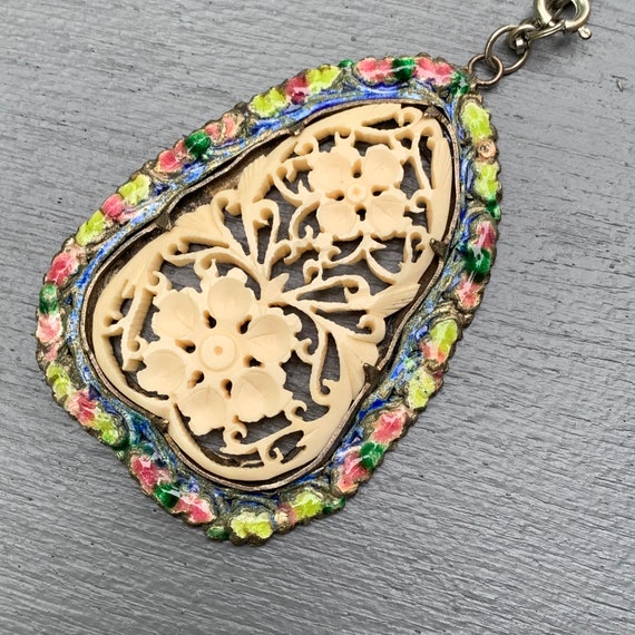 LARGE Vintage Chinese Carved  Enamel Pendant  Nec… - image 2