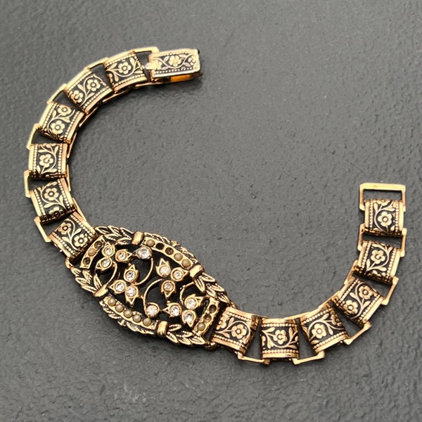Vtg Victorian revival gold plat enamel Book-chain  Bracelet . Costume  jewelry