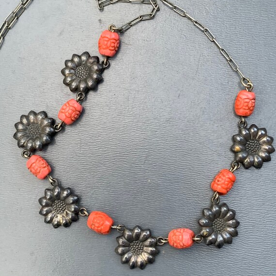 Vintage Art Deco Necklace . Silver tone  Coral gl… - image 5