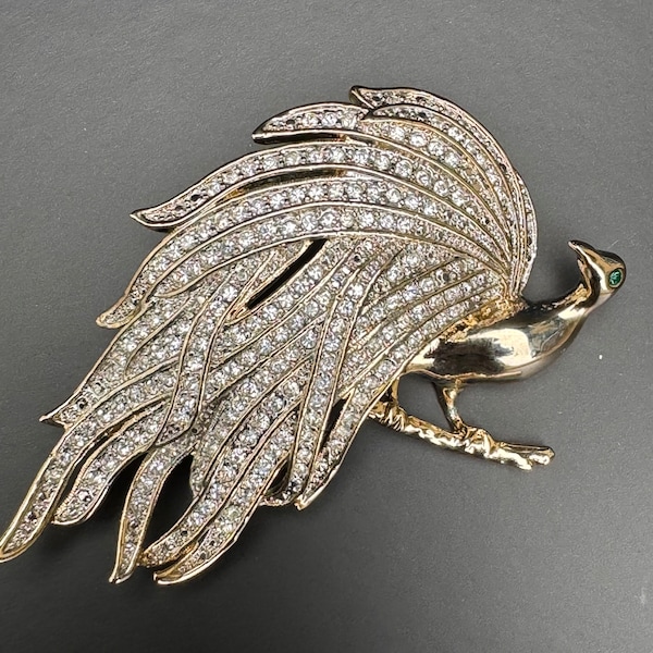 LARGE vintage gold tone Pave style rhinestones Bird  Pin Unsigned Designer