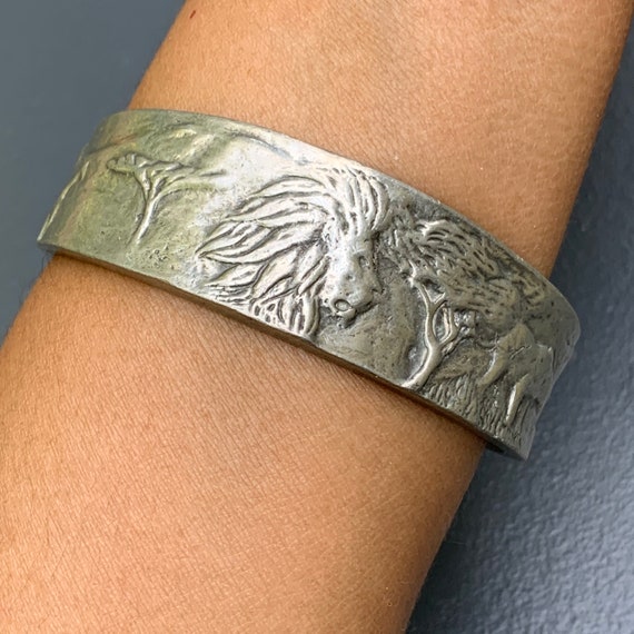 Vintage Jungle Safari Silver Tone Pewter Cuff Bangle . Bracelet