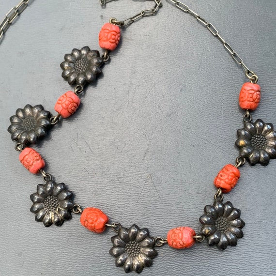 Vintage Art Deco Necklace . Silver tone  Coral gl… - image 6