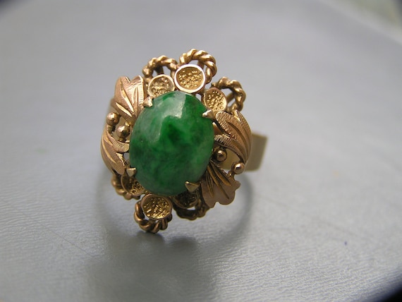 Art Nouveau Jade Ring . Natural Jade Ring . 10kt … - image 2