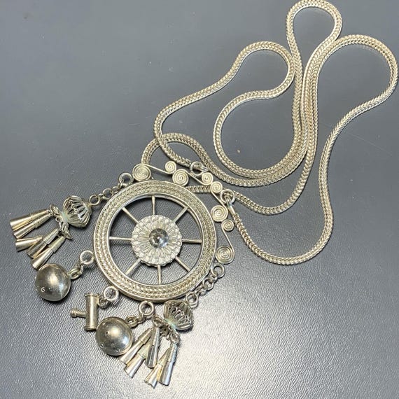 ヴィンテージ民族誌的トライバルシルバーペンダントチェーンネックレス